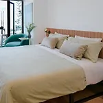 Loft -Skyline View- Rooftop Pool, Gym, Bbq & More